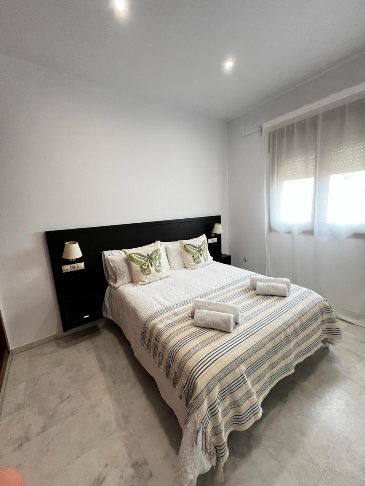 Luxsevilla Moderno 1 Room Piscina Parking บอร์มูโคส ภายนอก รูปภาพ